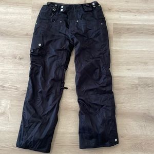 COPY - Women’s 686 GORE-TEX Snowboarding Pants